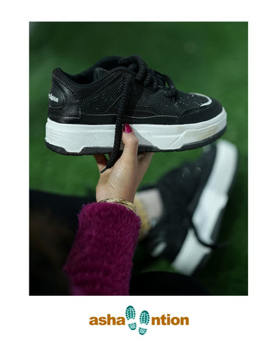 مشکی با زیریه سفید