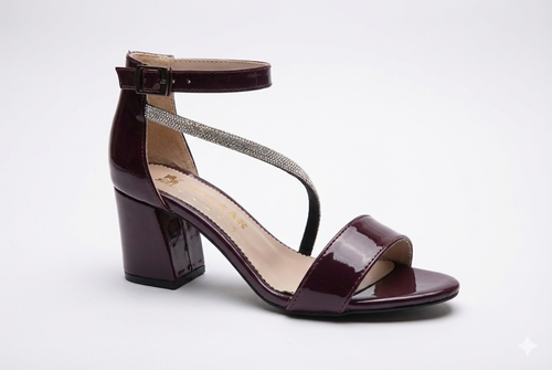 صندل مجلسی زنانه مدل گلزار زرشکی ورنی با بند نگیندار و پاشنه پهن