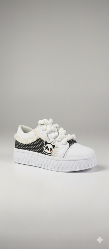 کفش-لژدار-دخترانه-سفید-طرح-پاندا-فانتزی