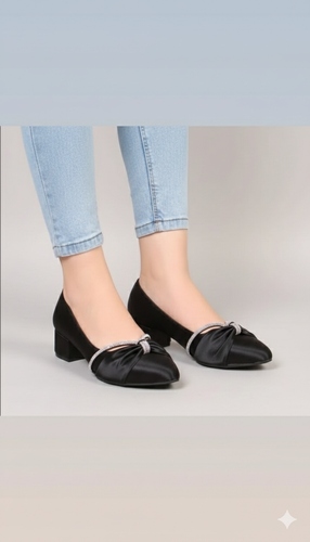 کفش مجلسی زنانه مدل پاپیونی نگیندار (رنگ کرم و مشکی) - پاشنه پهن راحت3،5,7سانت قابل سفارشه